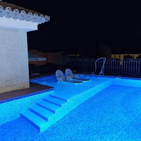 Dulces-piscina Privada